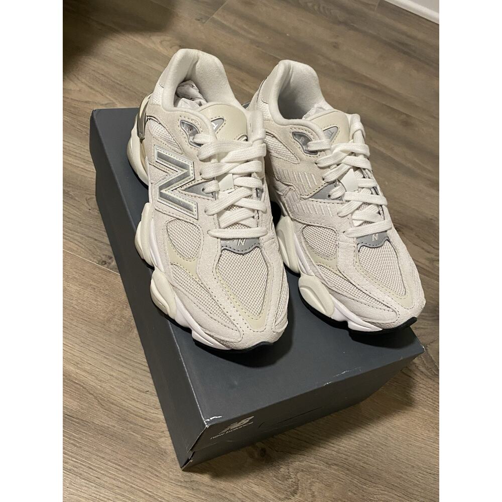New Balance 9060 Women's Sneakers 6.5 Running Shoes White Beige U9060WHT